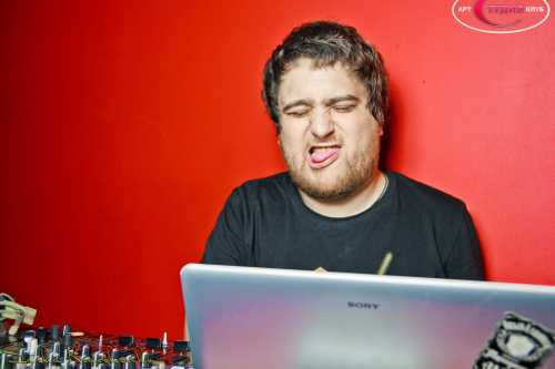 ПЯТНИЦА.FM