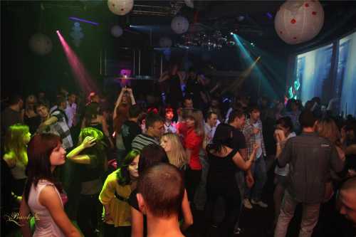 Crazy party -The Blueprint 3